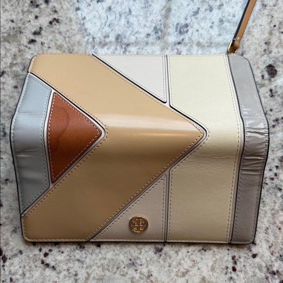Tory Burch Colorblock Leather Zip Wallet in Cream, Beige, Tan & Gray - Picture 7 of 7